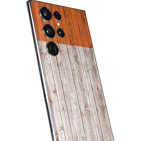 Ireland Flag Dark Wood Galaxy S22 Ultra Skin